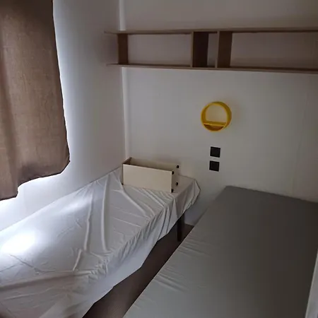 4 People Irm * La-Roche-en-Ardenne